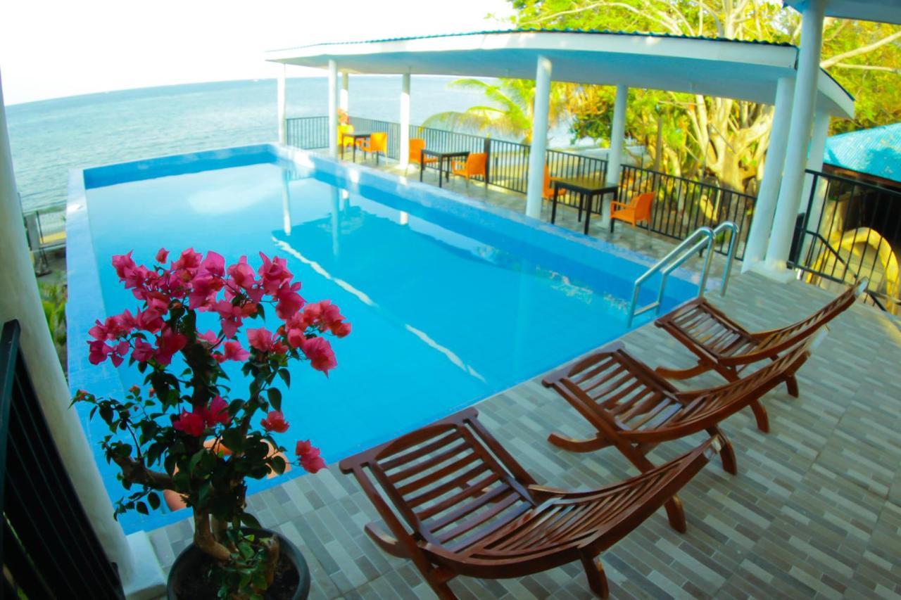 Fx72 Beach Resort Maumere Eksteriør bilde