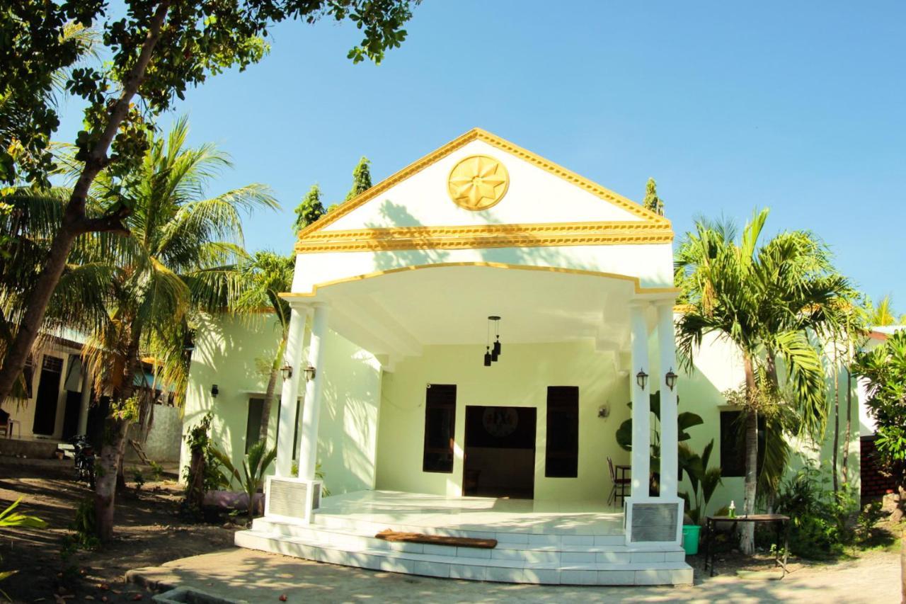 Fx72 Beach Resort Maumere Eksteriør bilde