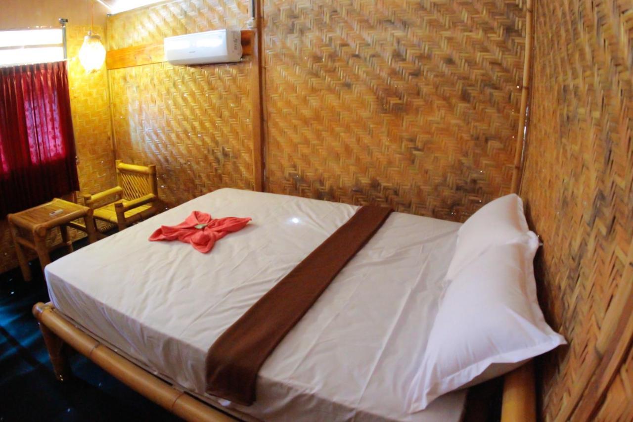Fx72 Beach Resort Maumere Eksteriør bilde