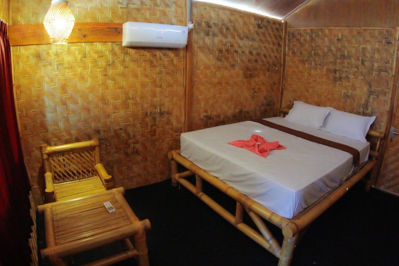 Fx72 Beach Resort Maumere Eksteriør bilde