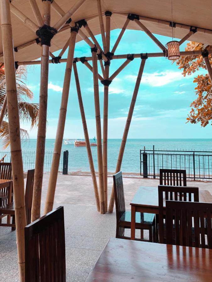 Fx72 Beach Resort Maumere Eksteriør bilde