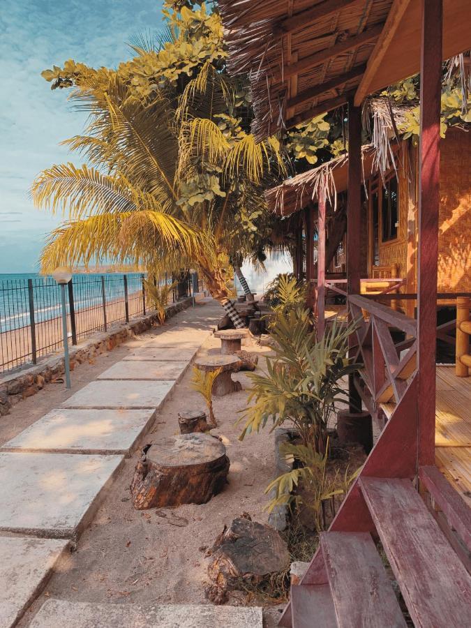 Fx72 Beach Resort Maumere Eksteriør bilde